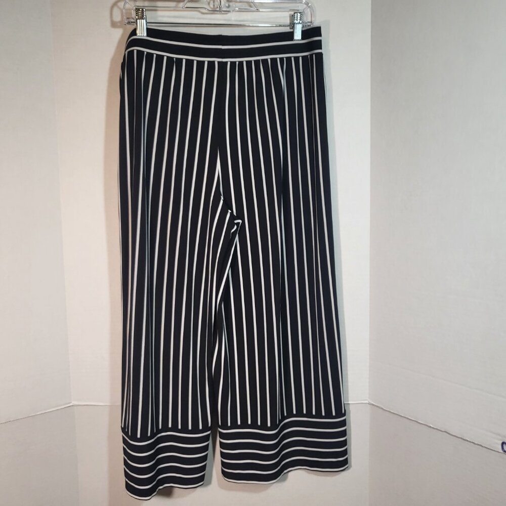 Studio by d&co Women's Wide Leg Striped Capris Size Large Black & White Stripes - Picture 3 of 8